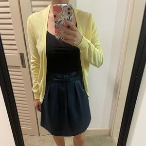 💜5 for $25 Yellow Uniqlo cardigan